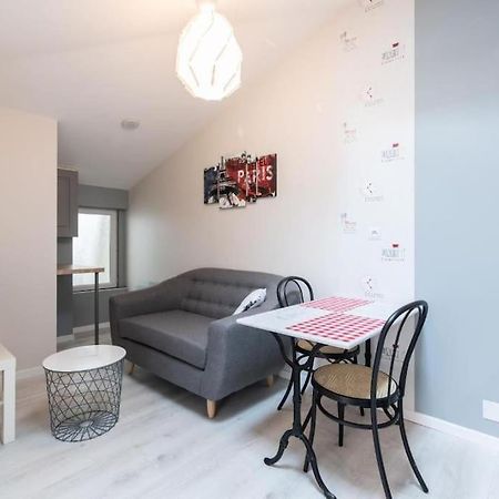 Le Paris Eiffel - Appartement Cosy En Plein Centre Bourgoin-Jallieu Exterior foto
